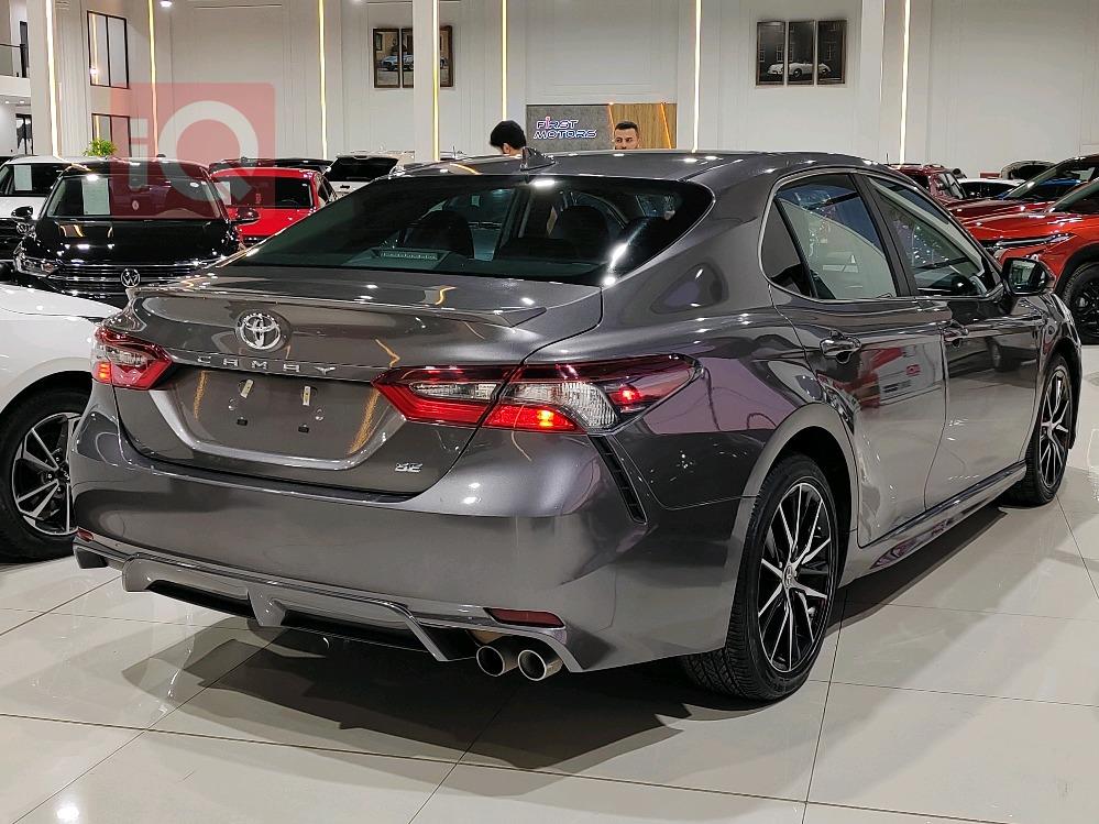 تويوتا كامري